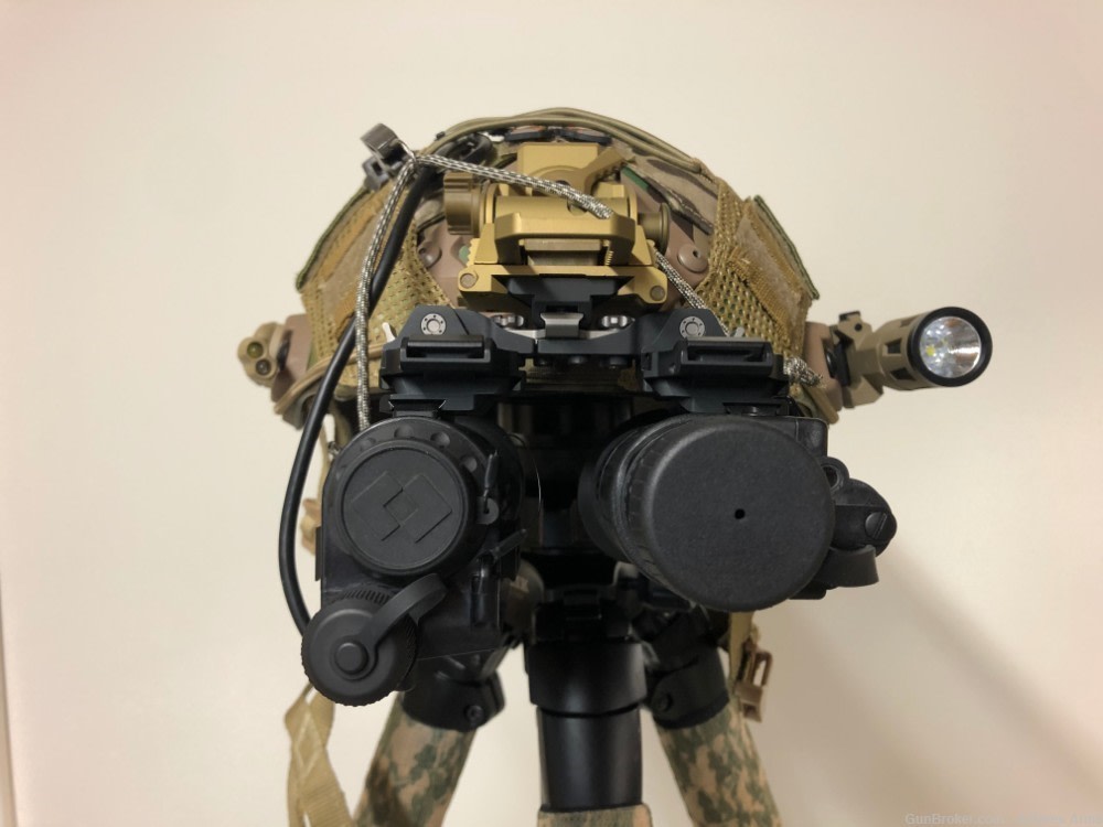 FLIR Breach PTQ136 Thermal  Monocular 320x256 1X Power 60Hz Helmet Handheld-img-14
