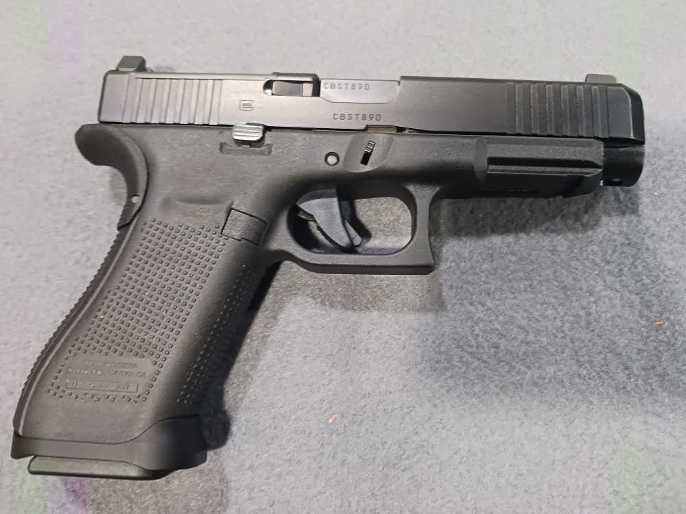 GLOCK 47 MOS 9MM 2-17RD MAGS AIMPOINT ACRO PLATE SEMI AUTO PISTOL USED-img-6