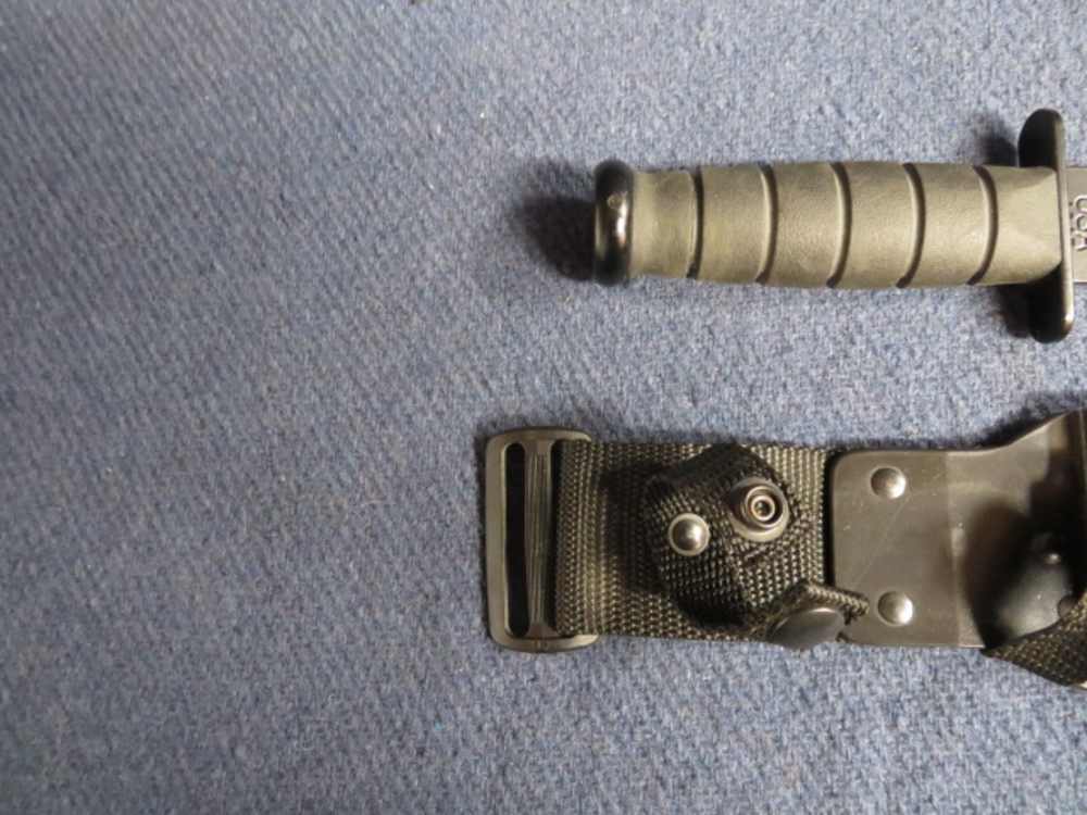 KA-BAR MODEL 1245 COMBAT FIGHTING KNIFE W/ SHEATH-SERRATED TANTO BLADE-img-1