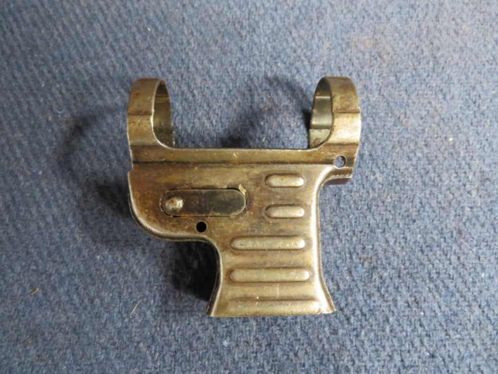 WWII GERMAN MP 40 SUBMACHINE GUN MAGAZINE HOUSING W/ RELEASE BUTTON-img-3