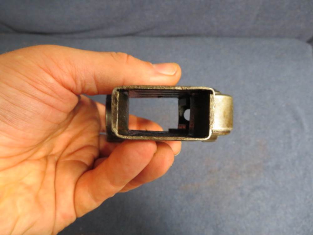 WWII GERMAN MP 40 SUBMACHINE GUN MAGAZINE HOUSING W/ RELEASE BUTTON-img-7