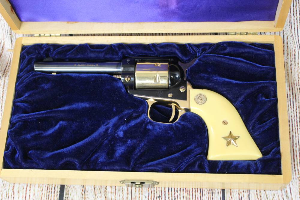 Colt Frontier Scout .22LR Alamo Model-img-4