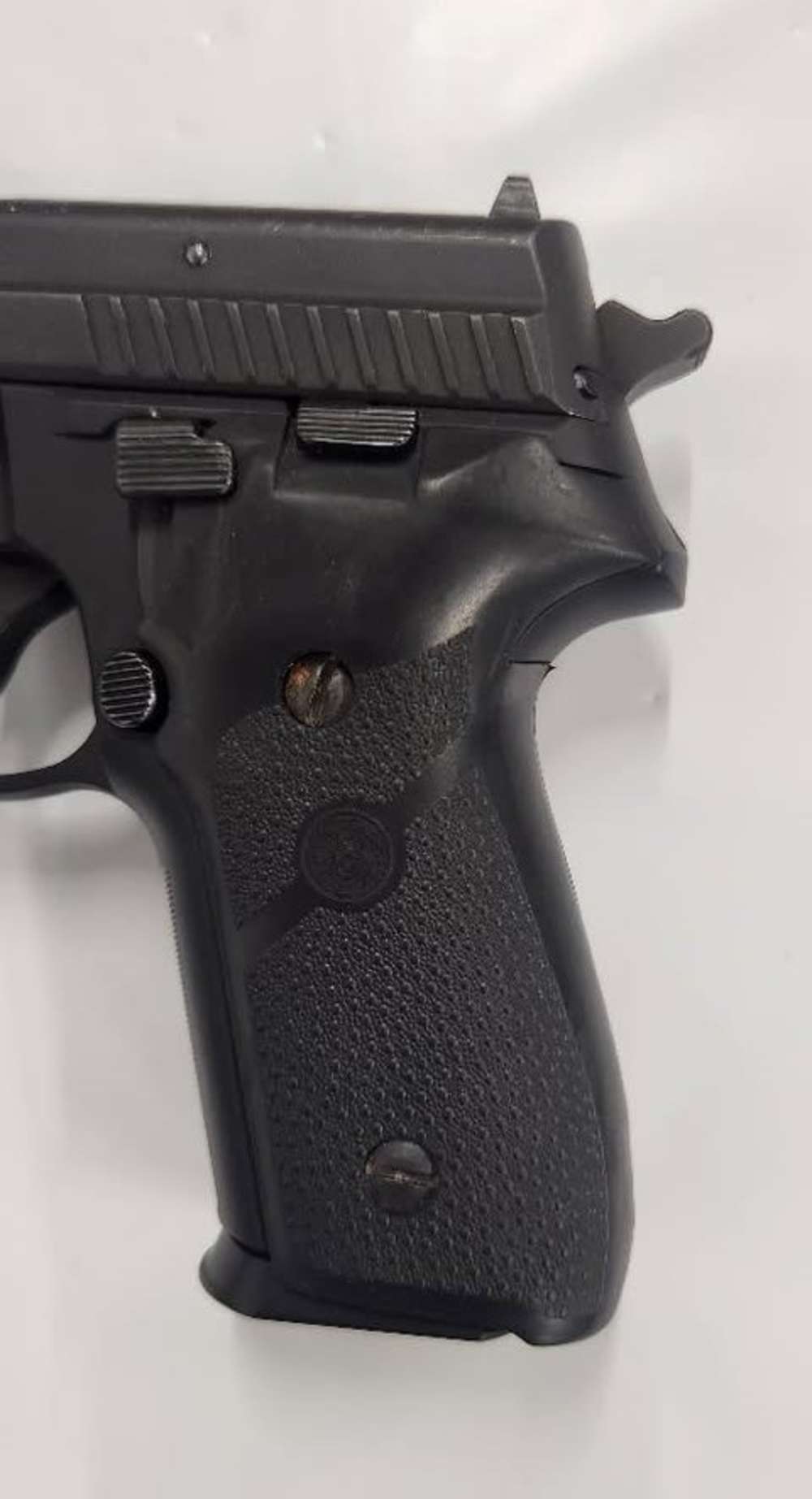 Pre Owned: Sig Sauer P229 .40 S&W Frame Made In Germany-img-15