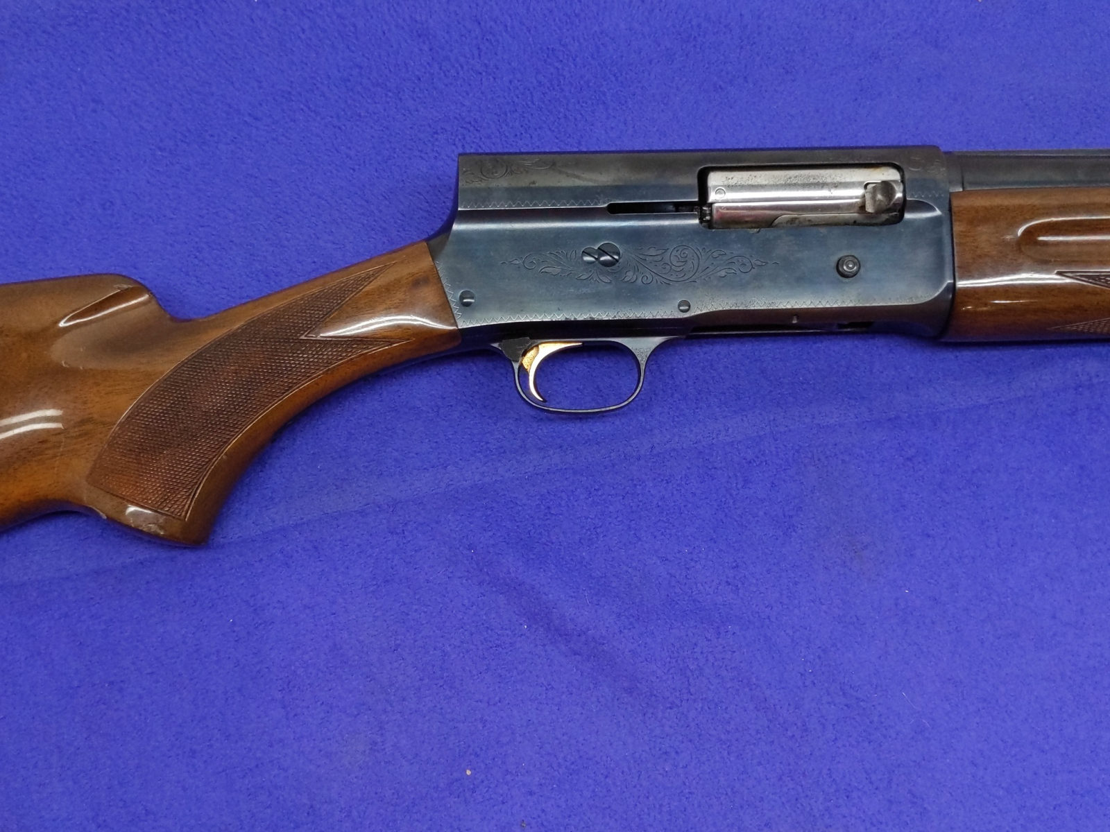 Browning Auto-5 12 Gauge Magnum Twelve-img-15