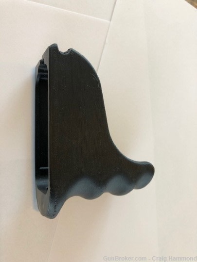 AR15 Tactical MAG Well Grip -img-1