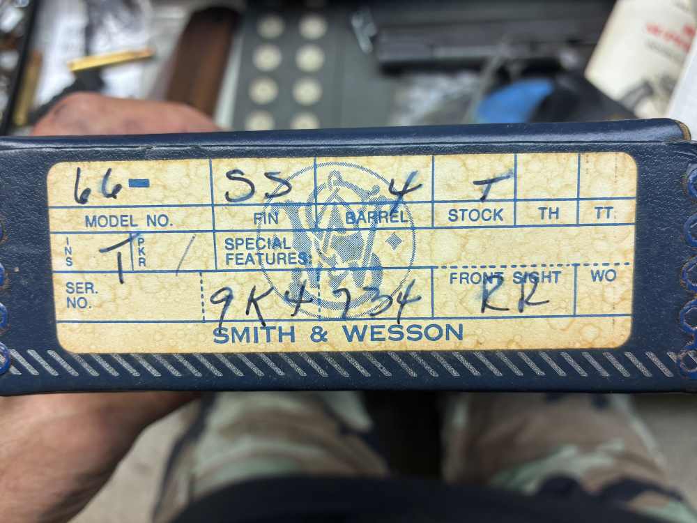 Smith & Wesson 66 Combat Magnum 357 mag, 4” barrel, Stnls  excond 1975-img-8