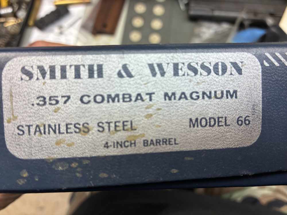 Smith & Wesson 66 Combat Magnum 357 mag, 4” barrel, Stnls  excond 1975-img-9