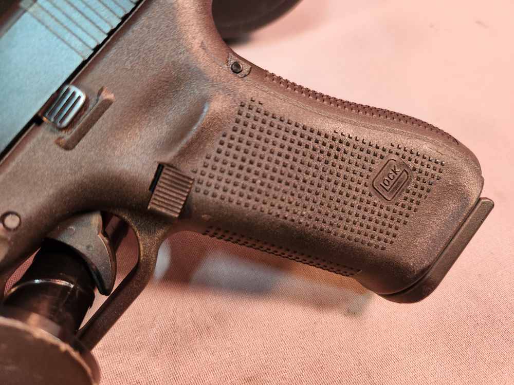 *POLICE TRADE IN* GLOCK 47 MOS 9MM USED! PENNY AUCTION!-img-1