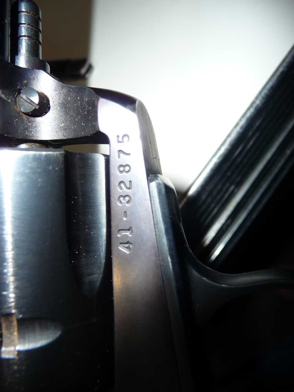 NEW MODEL RUGER BLACK HAWK IN A 6-1/2 " 41 REMINGTON MAGNUM-img-11