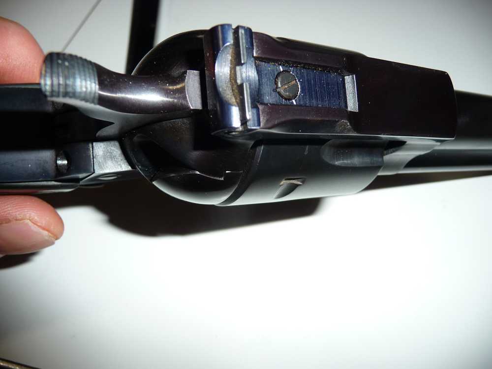 NEW MODEL RUGER BLACK HAWK IN A 6-1/2 " 41 REMINGTON MAGNUM-img-9
