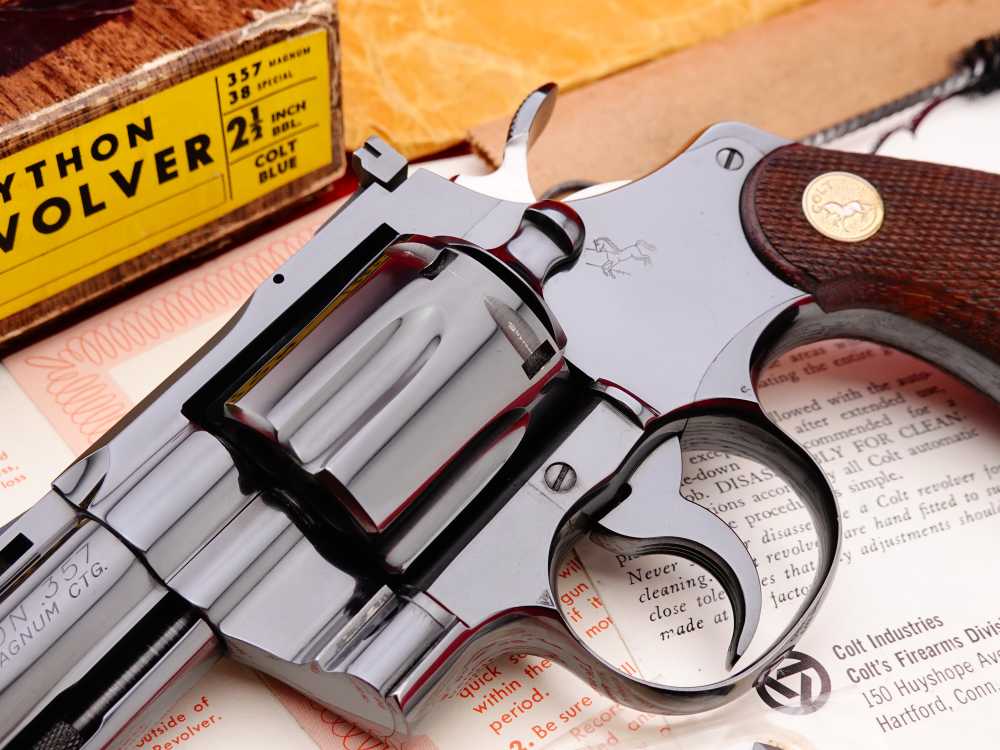 HOLY GRAIL 1ST GEN. 1964 COLT PYTHON 2.5" ROYAL BLUE .357 MAGNUM - COMPLETE-img-5