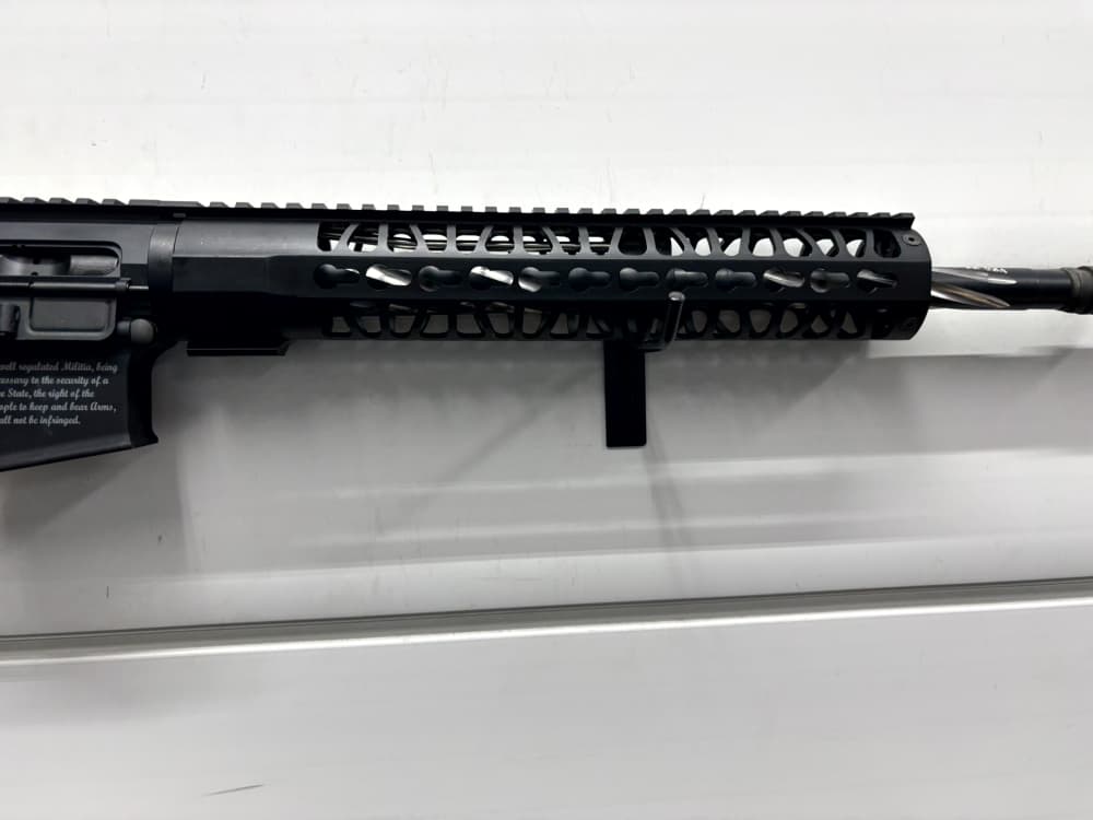 Stag-15 with custom barrel (Wylde .223) Very Good condition!-img-4