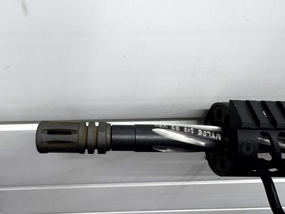 Stag-15 with custom barrel (Wylde .223) Very Good condition!-img-11