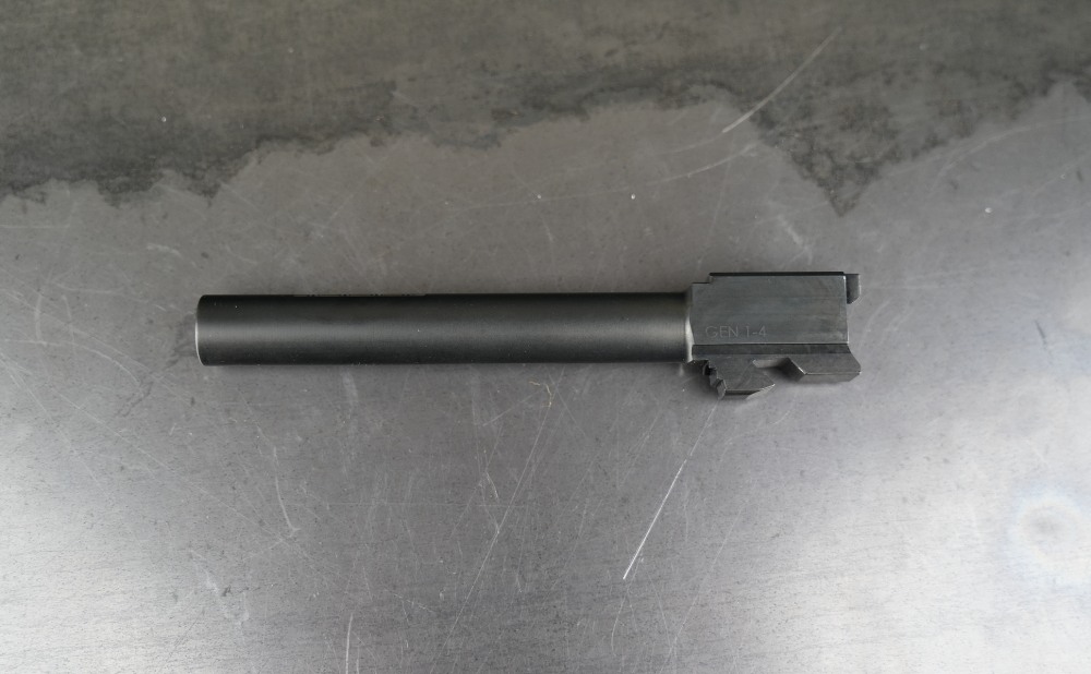 Glock 34 Gen 3  – Ported Barrel - OEM Case & Box - 2 Mags - New-img-26
