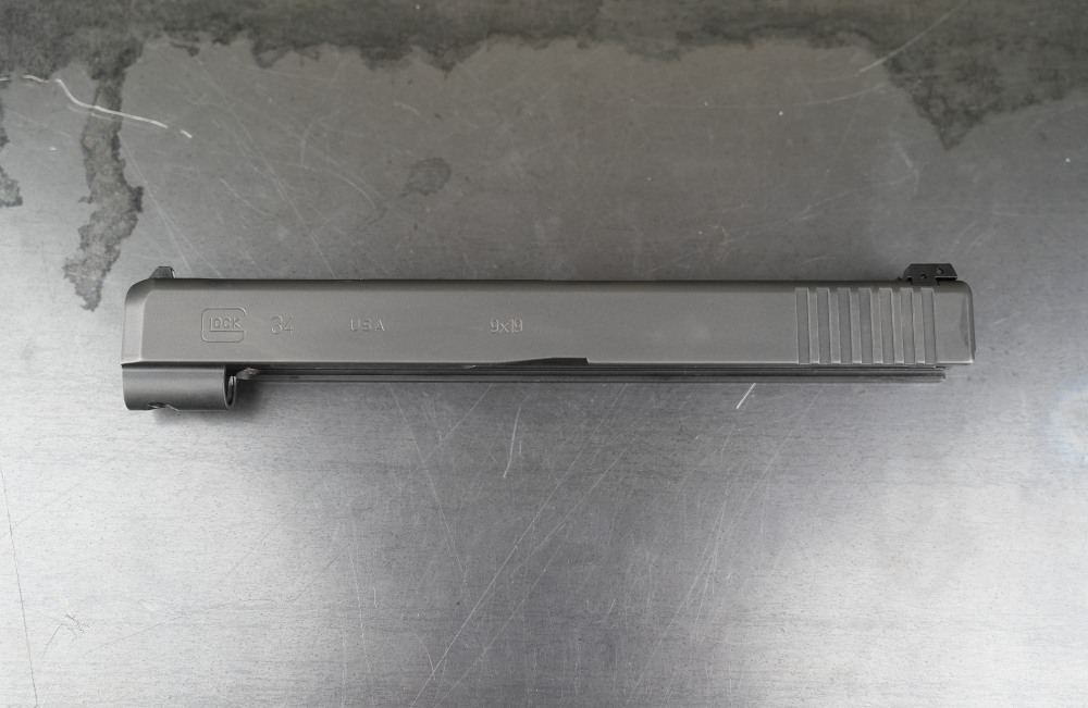 Glock 34 Gen 3  – Ported Barrel - OEM Case & Box - 2 Mags - New-img-37