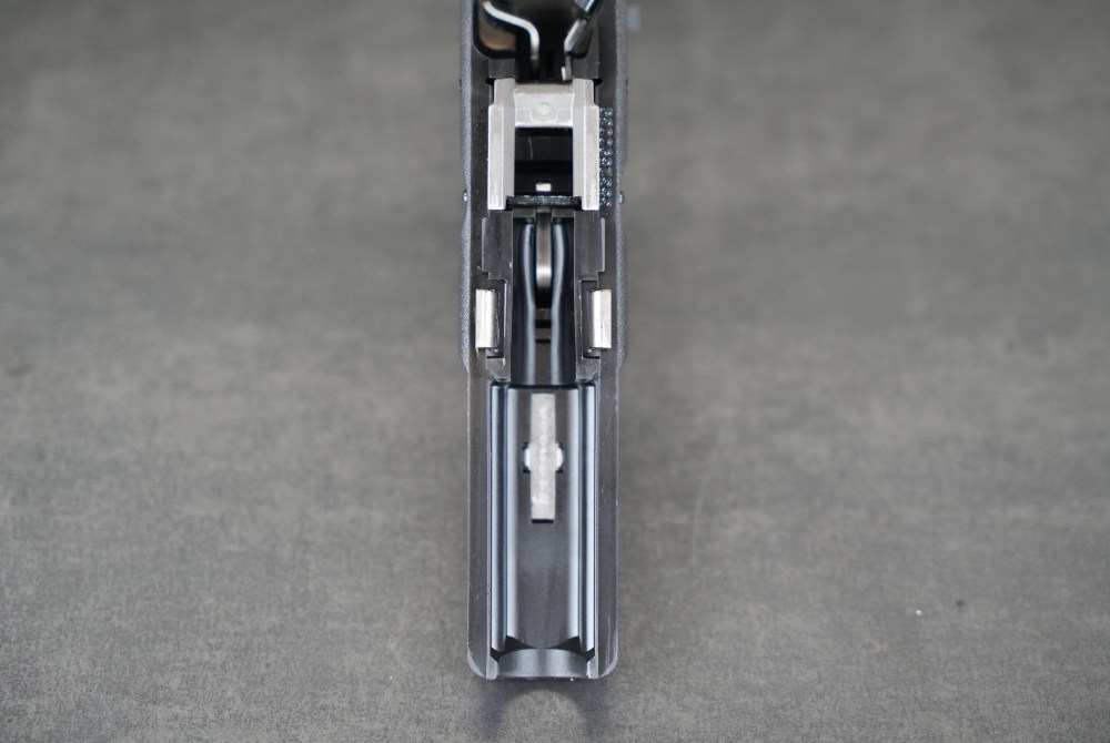 Glock 34 Gen 3  – Ported Barrel - OEM Case & Box - 2 Mags - New-img-22