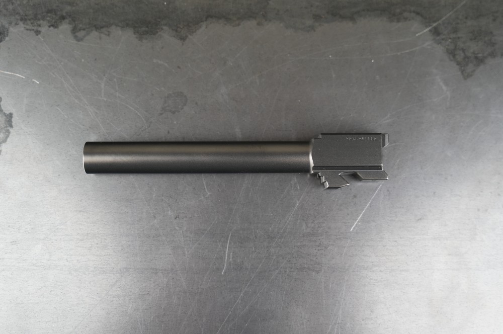Glock 34 Gen 3  – Ported Barrel - OEM Case & Box - 2 Mags - New-img-32