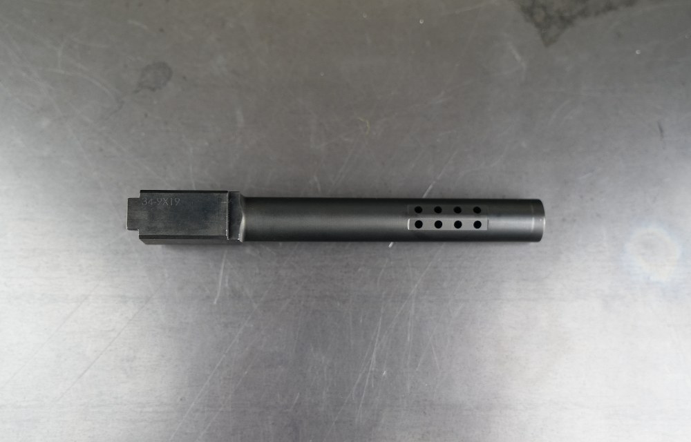 Glock 34 Gen 3  – Ported Barrel - OEM Case & Box - 2 Mags - New-img-28