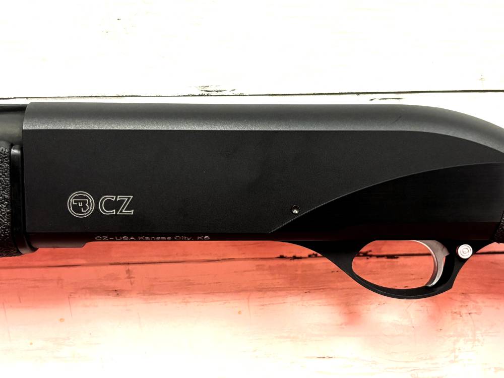 Factory New CZ 712 Utility G2 12Ga Shotgun No Reserve!-img-1