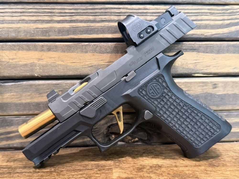 Sig Sauer P320 XCarry Spectre “Custom Works” 9mm 3.9”bbl *NR*PENNY*-img-4