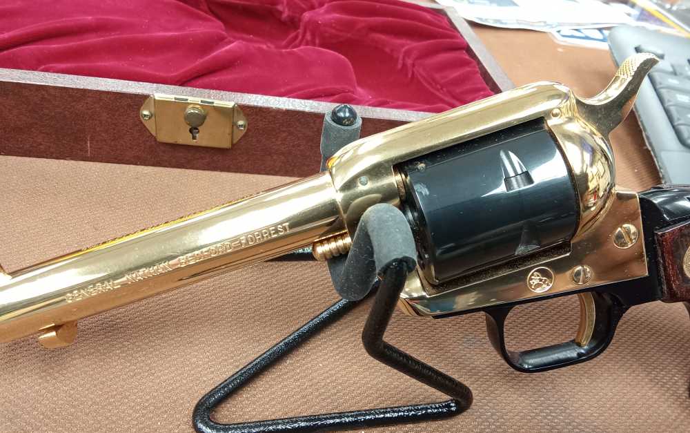 Colt Frontier Scout .22LR. Commemorative Revolver -img-10