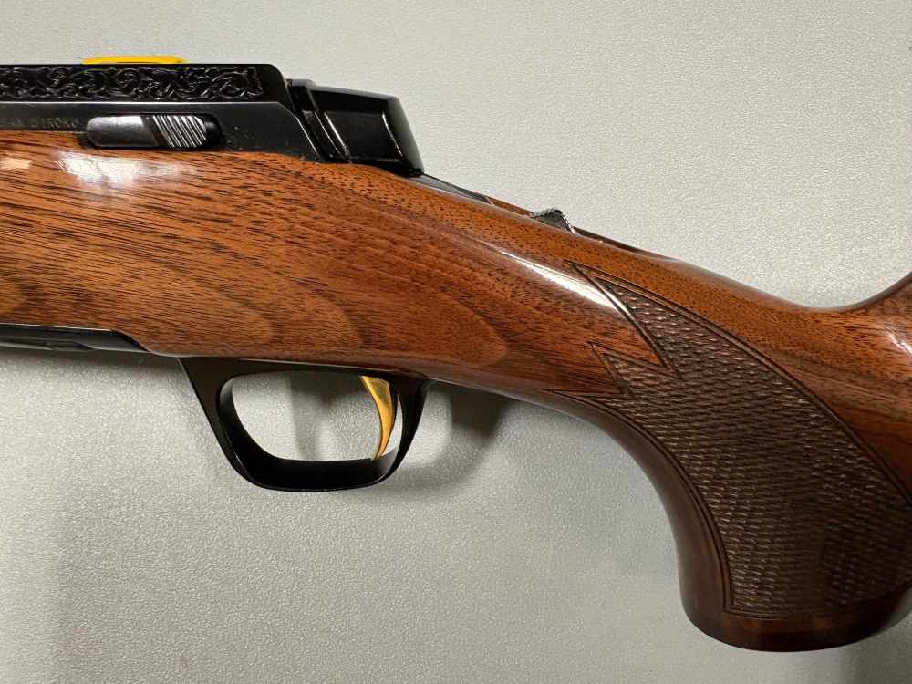 Browning X-Bolt 2 Medallion 300 Win Mag 26" Barrel 3+1-img-7