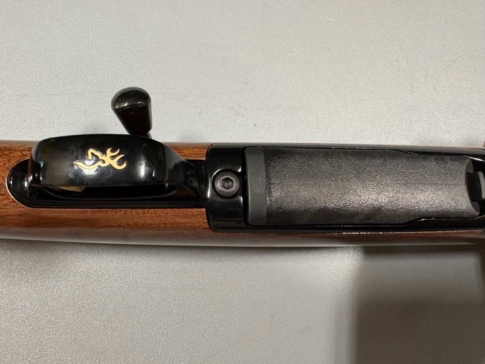 Browning X-Bolt 2 Medallion 300 Win Mag 26" Barrel 3+1-img-27