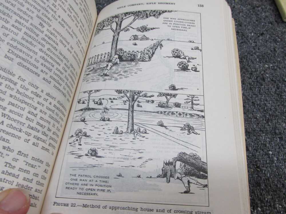 LOT OF 1941, 1942, 1943 AND 1961 U.S. ARMY MANUALS; RIFLE, ENGINEER & MORE-img-3