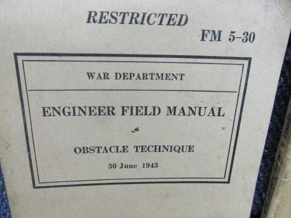 LOT OF 1941, 1942, 1943 AND 1961 U.S. ARMY MANUALS; RIFLE, ENGINEER & MORE-img-10