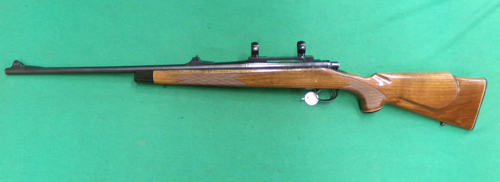 REMINGTON MODEL 700 BDL 270 WIN BOLT ACTION RIFLE 1996 WALNUT W/ SIGHTS -img-1