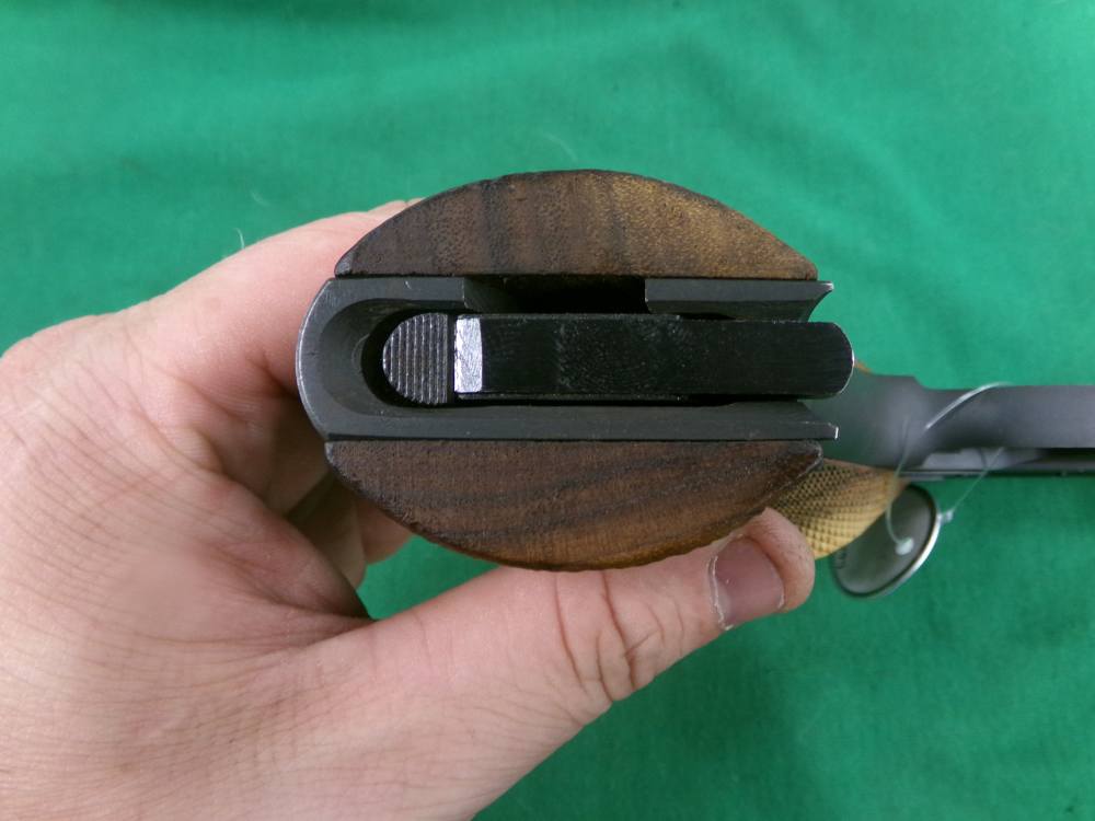 HIGH STANDARD THE SHARPSHOOTER 22 LR TARGET PISTOL MFG 1974-75 WALNUT -img-12