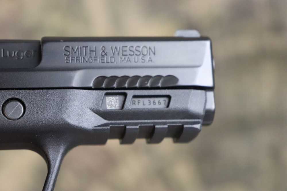 Smith & Wesson M&P 9mm Shield EZ semi auto LNIB penny start-img-6