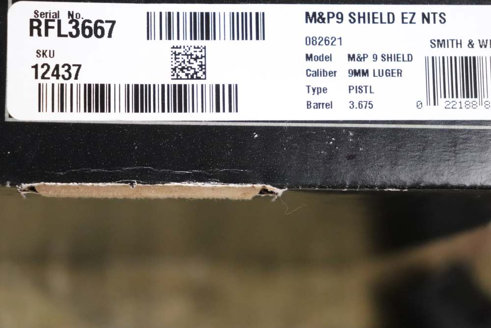 Smith & Wesson M&P 9mm Shield EZ semi auto LNIB penny start-img-26