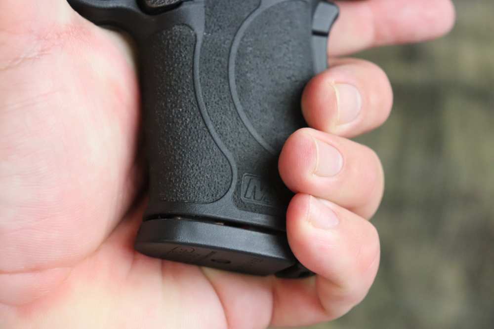 Smith & Wesson M&P 9mm Shield EZ semi auto LNIB penny start-img-20