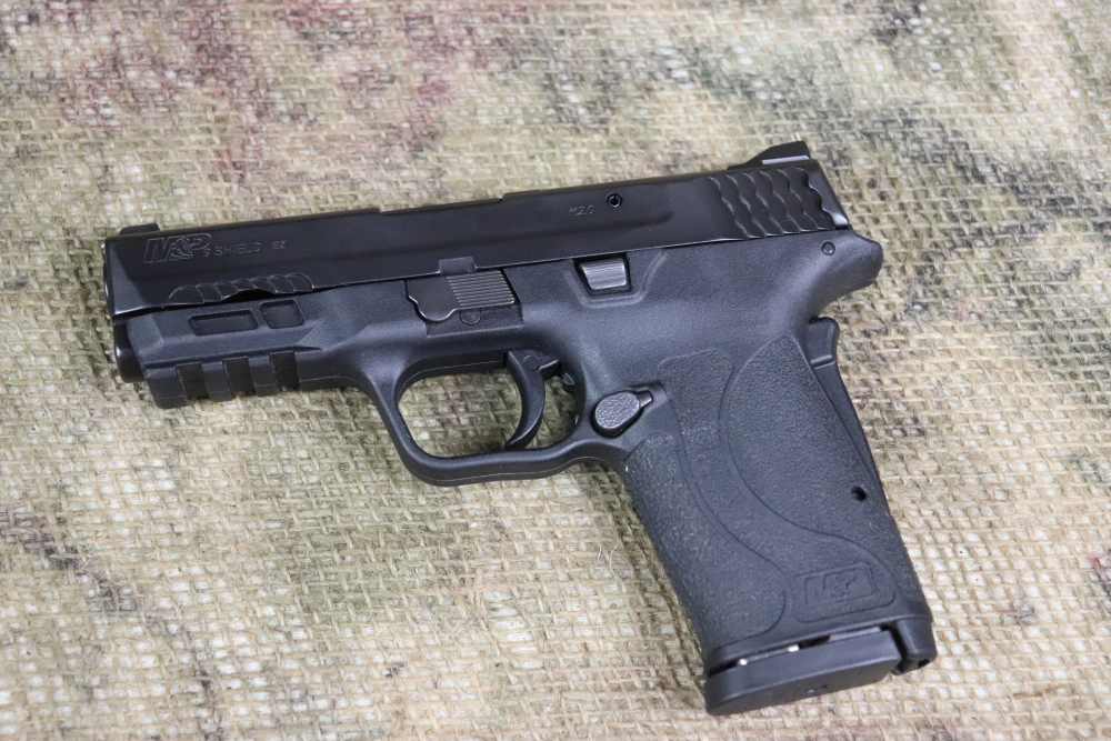 Smith & Wesson M&P 9mm Shield EZ semi auto LNIB penny start-img-24