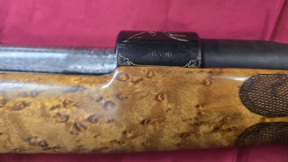 WEATHERBY CROWN CUSTOM RIFLE W/ SUPER FANCY STOCK 300 MAGNUM-img-5