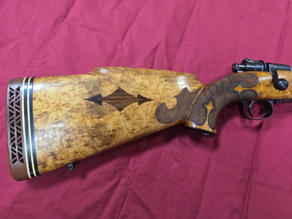 WEATHERBY CROWN CUSTOM RIFLE W/ SUPER FANCY STOCK 300 MAGNUM-img-10
