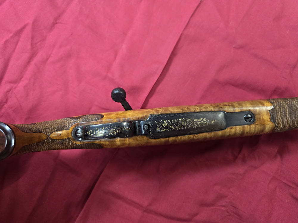 WEATHERBY CROWN CUSTOM RIFLE W/ SUPER FANCY STOCK 300 MAGNUM-img-6