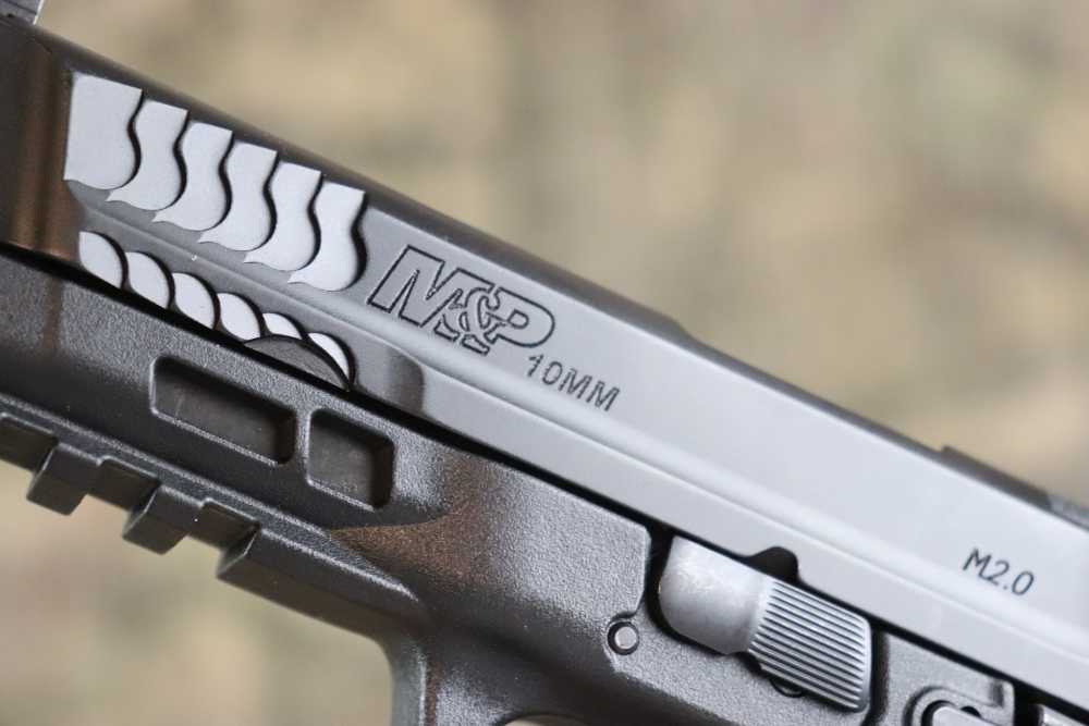 Smith & Wesson 10mm M&P semi auto 4.25" ANIB penny start -img-17