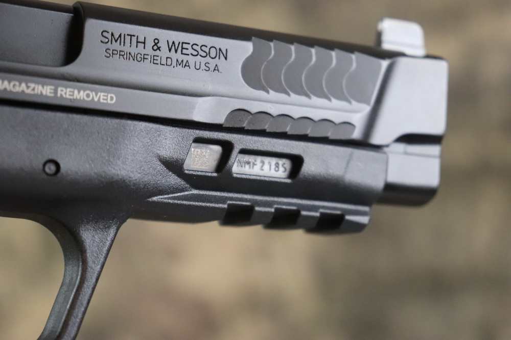 Smith & Wesson 10mm M&P semi auto 4.25" ANIB penny start -img-8