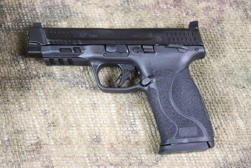 Smith & Wesson 10mm M&P semi auto 4.25" ANIB penny start -img-25