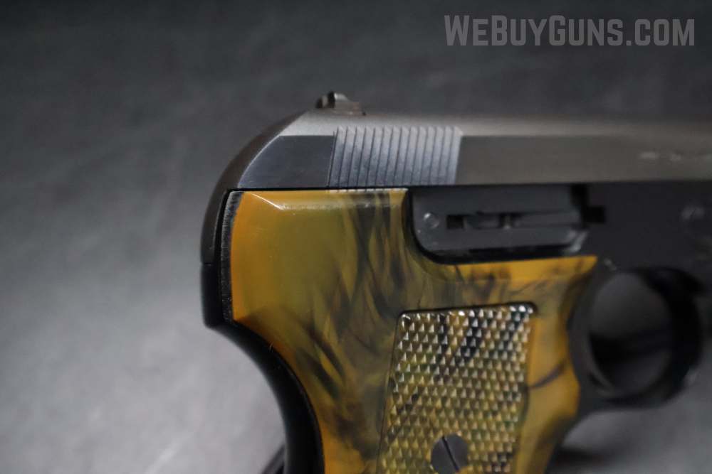 Smith and Wesson 61-3 Escort Semi-Automatic Pistol .22 Long Rifle-img-4