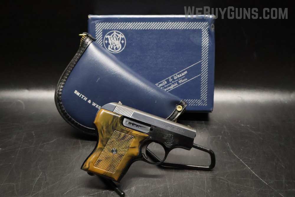 Smith and Wesson 61-3 Escort Semi-Automatic Pistol .22 Long Rifle-img-0