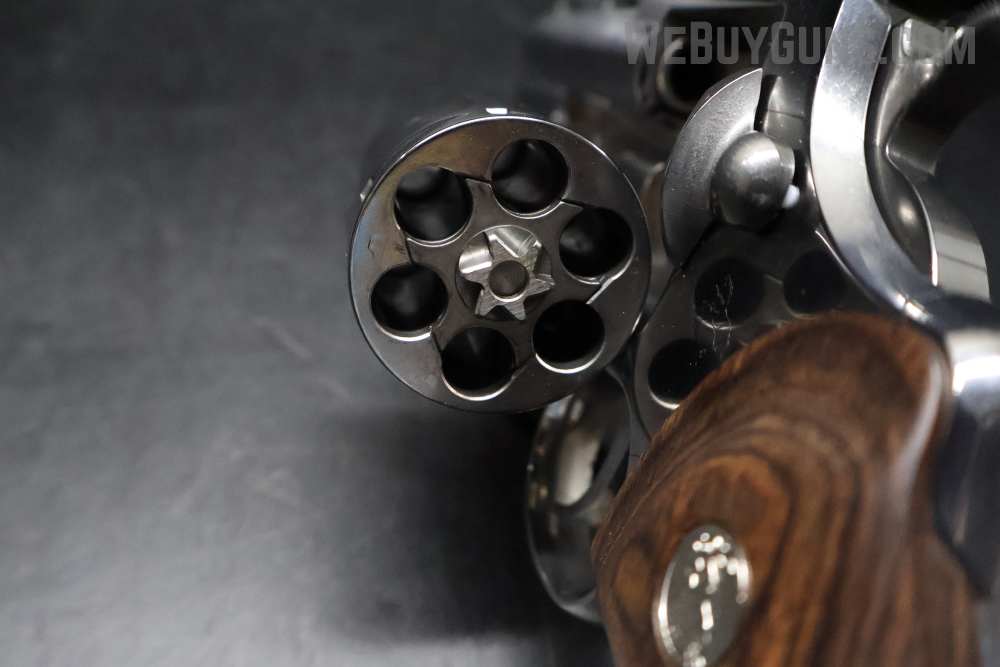 Colt Python Revolver .357 Magnum-img-13