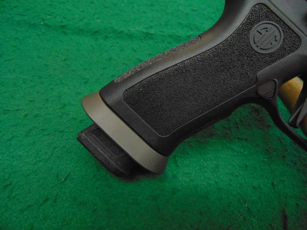 Sig Sauer, P320 XF, 9mm, 21+1 Cap, Streamlight + Aimpoint Acro Optic -img-8