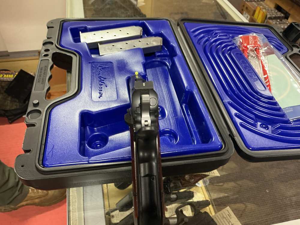 Dan Wesson Guardian 45 ACP Commander 4.1 inch barrel-img-3