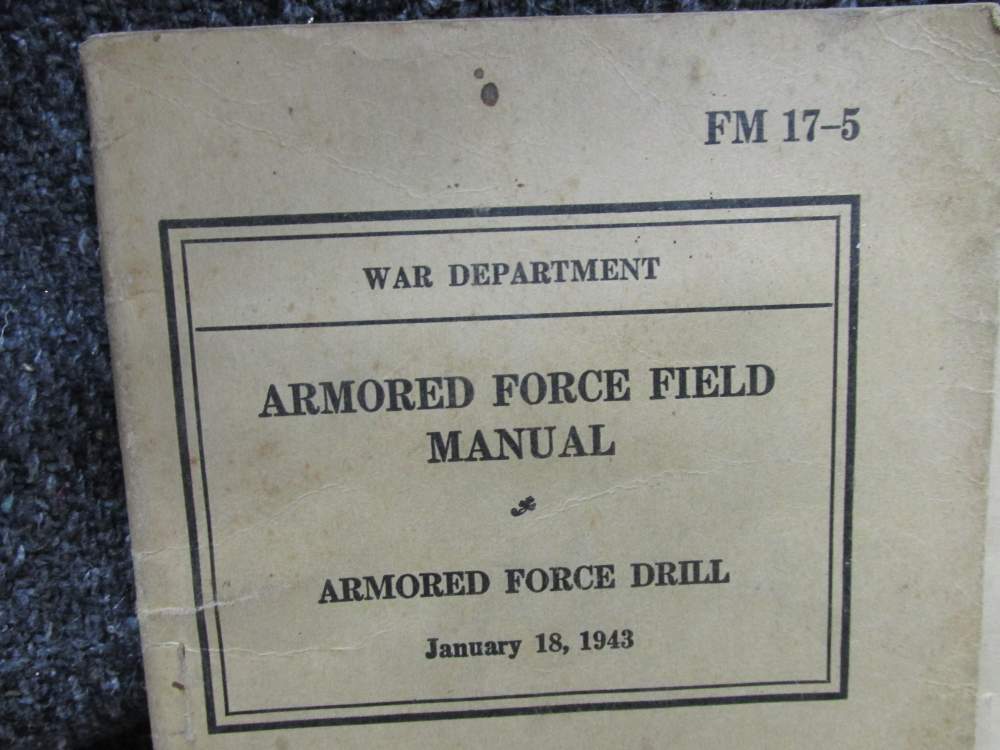 NEAT LOT OF WWII-VIETNAM WAR ERA MANUALS, PATCHES, CIGARETTES-PLAYING CARDS-img-32