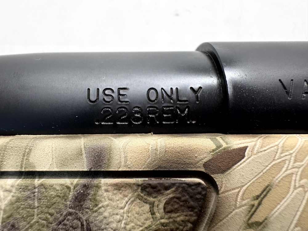 Weatherby - Vanguard .223 bolt action - very good condition!-img-13