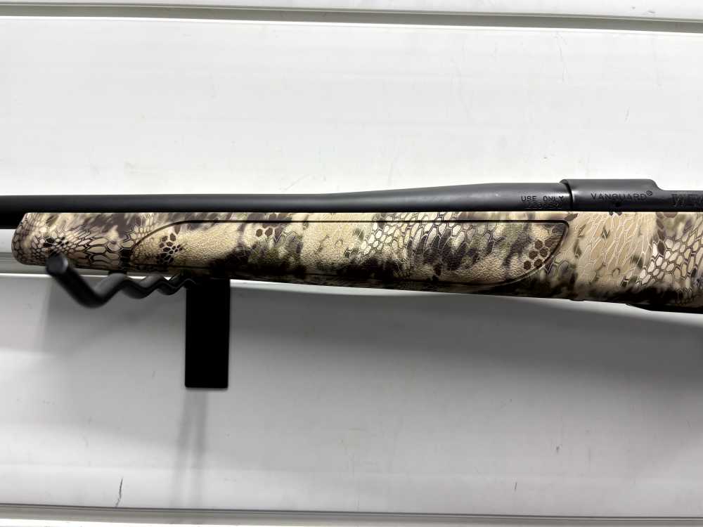 Weatherby - Vanguard .223 bolt action - very good condition!-img-10