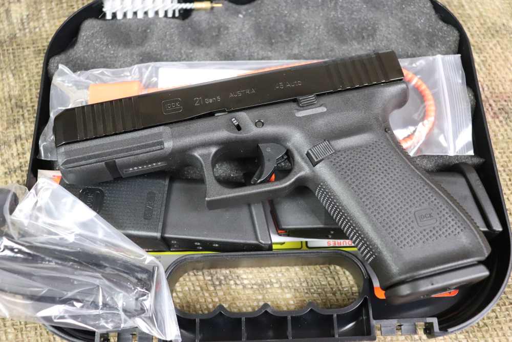 Glock 21 MOS 45 acp gen 5 4.5" 3 mags NIB penny start-img-0
